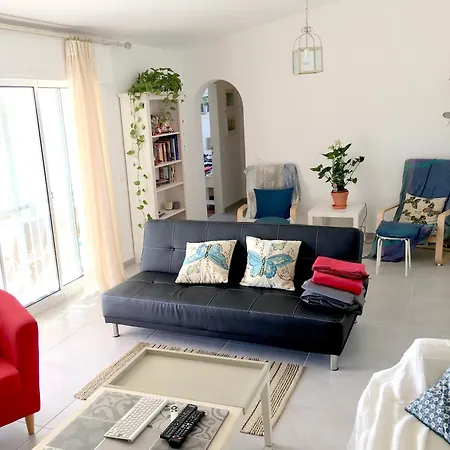 Charming House With Pool In * Distrikt Faro