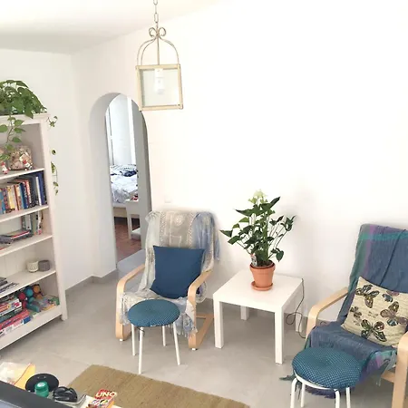 Дом отдыха Charming House With Pool In Фару