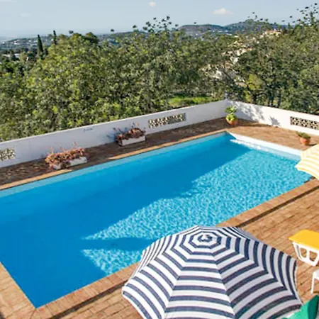 Charming House With Pool In Дом отдыха Фару