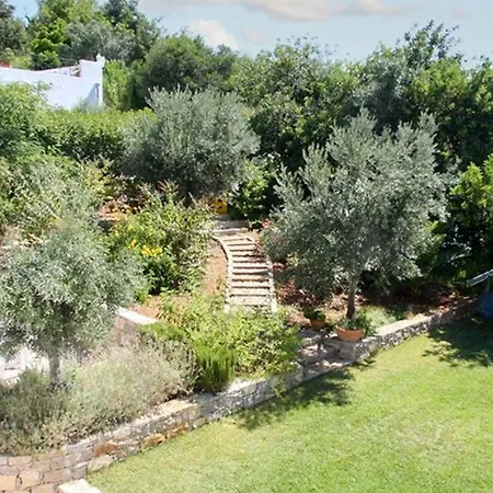 Charming House With Pool In